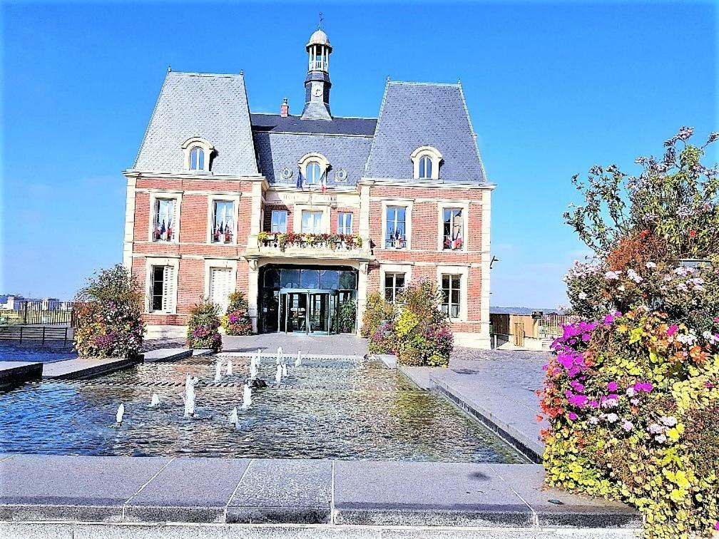 Chambre Privee Entre Paris Et Disneyland Leilighet Noisy-le-Grand Eksteriør bilde